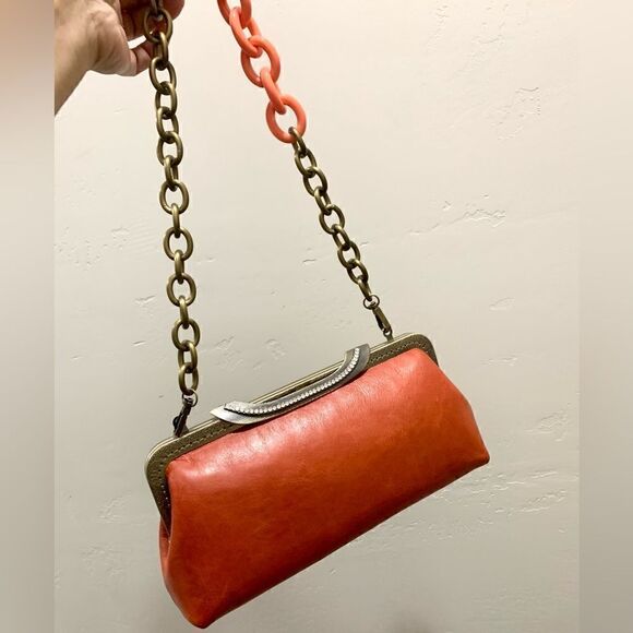 Vintage Handsewn Genuine Cowhide Push-lock Clutch/Crossbody & 2 Chain Styles - Picture 11 of 16